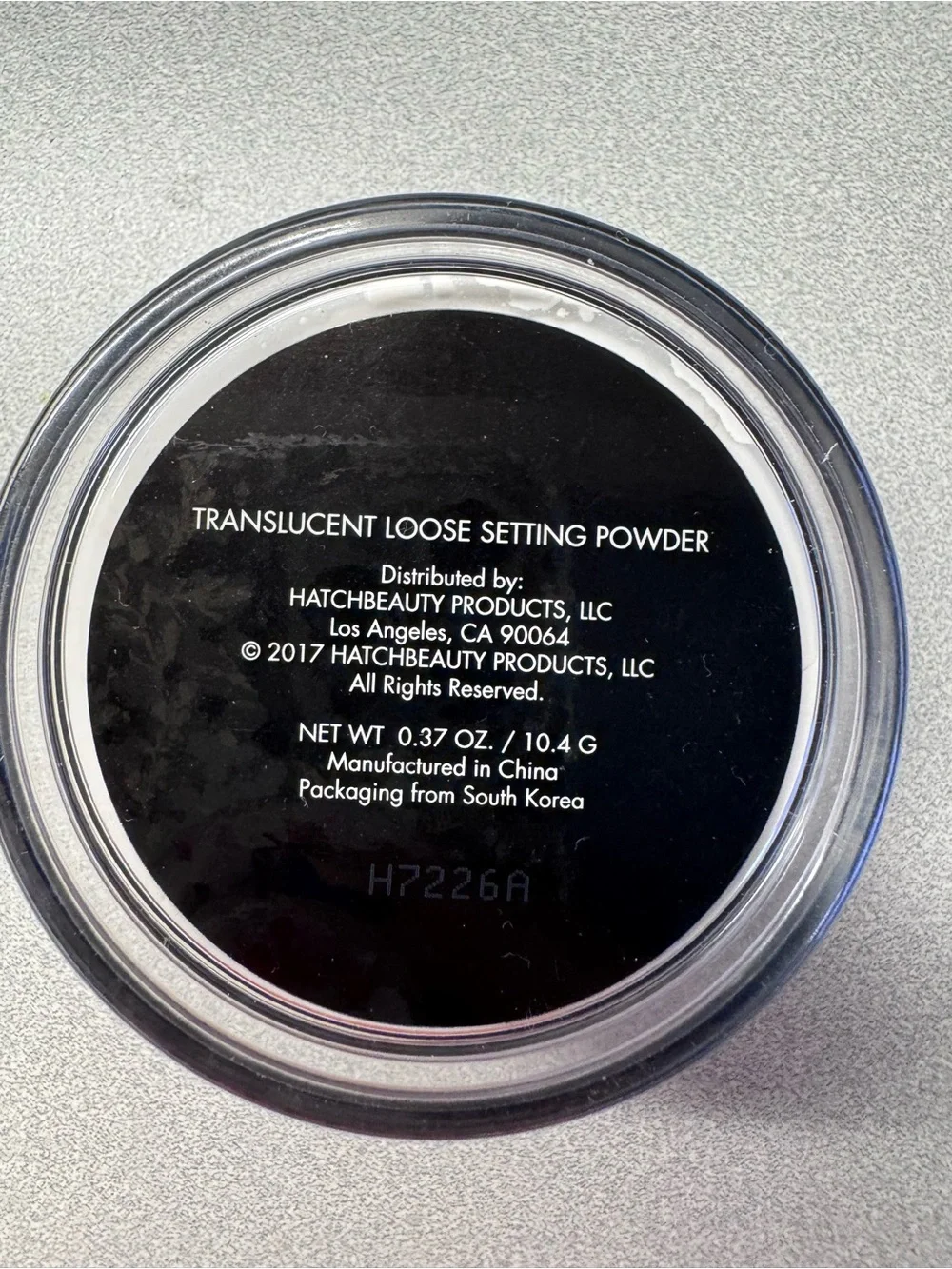 Hatch Translucent Loose Setting Powder - Black & Clear Jar